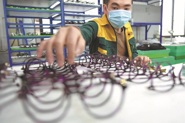 export firms tap overseas exhibitions