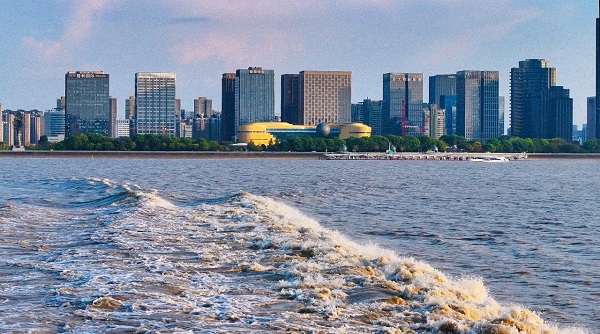 1749181700565093323.jpg 视听2.jpg