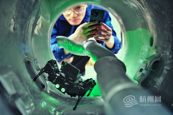 palm-sized robot transforms grid inspection in hangzhou